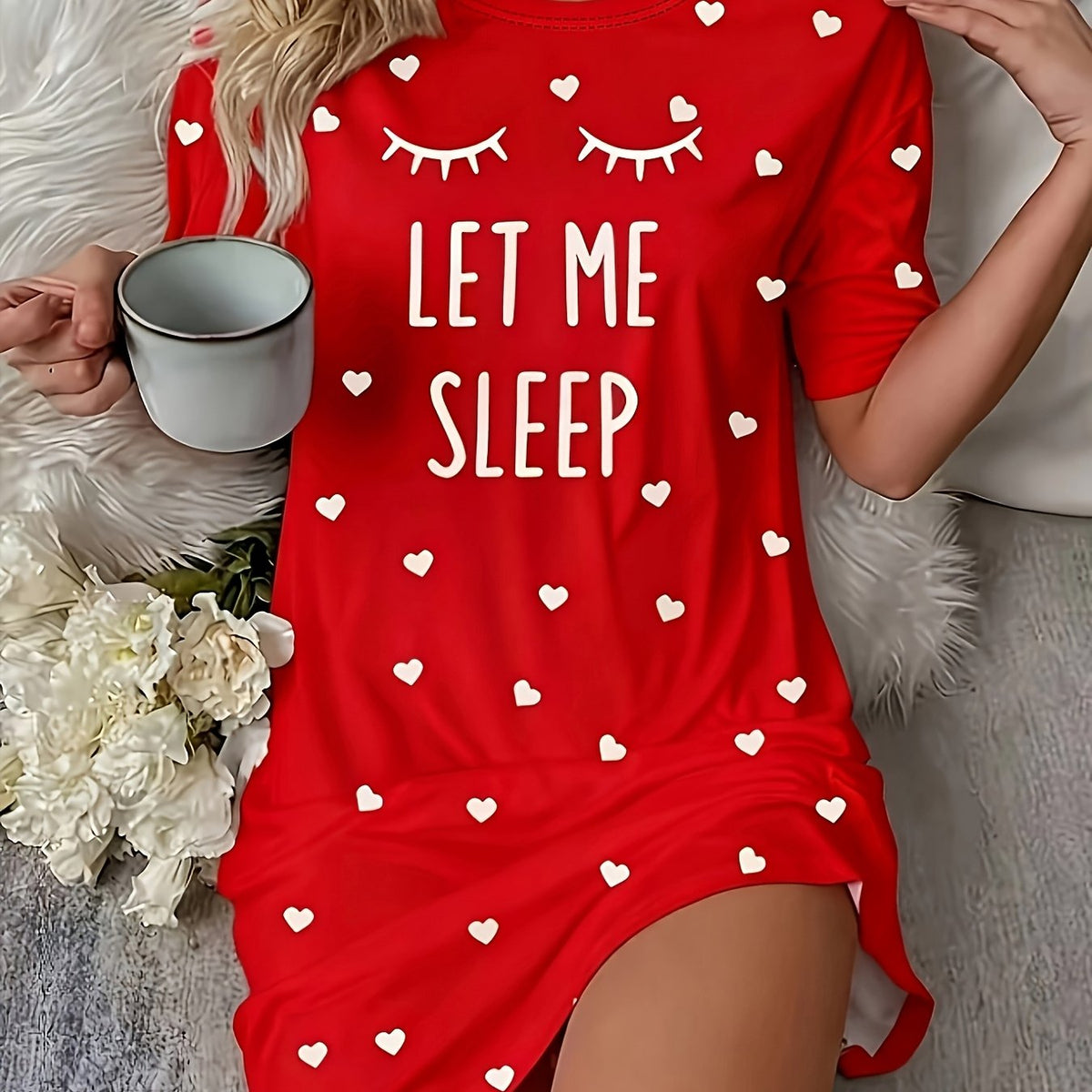 "Sleep" Slogan Eyelash Nightgown - - Red