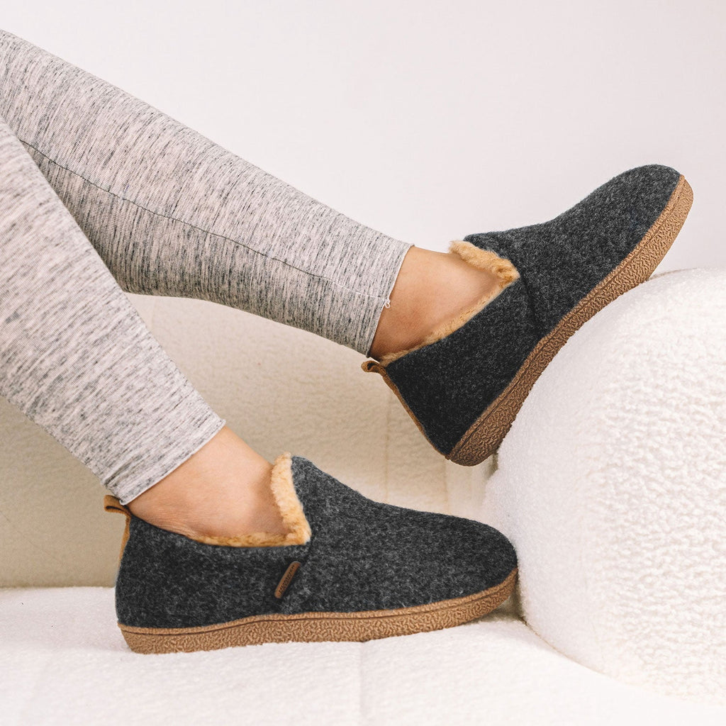 Homeier Ralph Women's Warm Cozy Memory Foam Slippers Indoor Outdoor House Shoes with Fleece Lining Non-Slip Sole