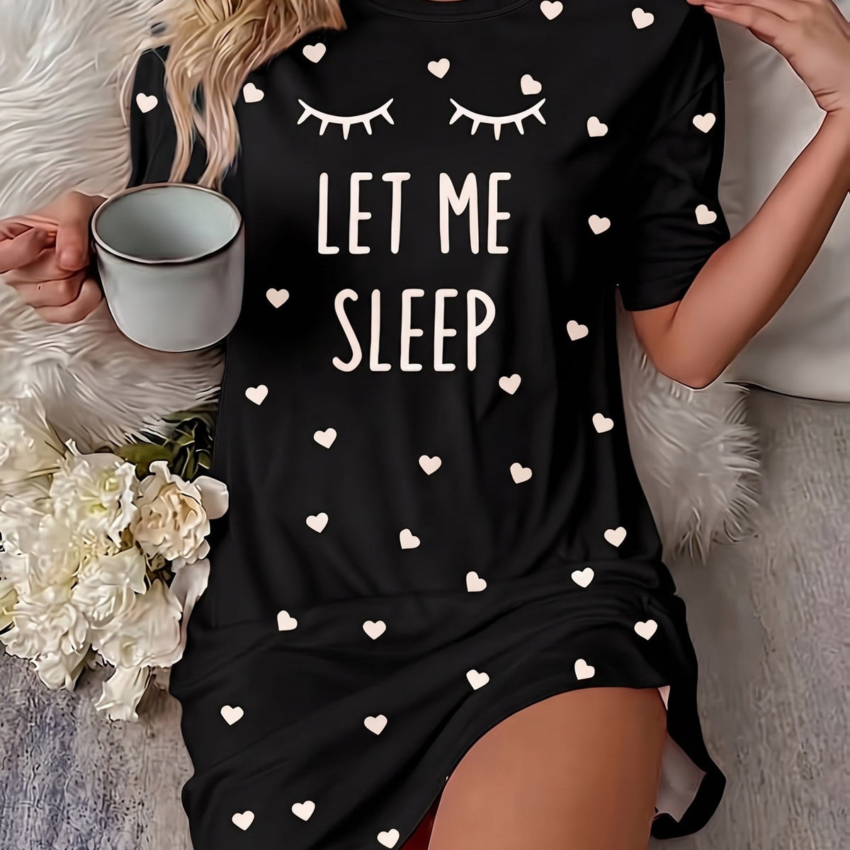 "Sleep" Slogan Eyelash Nightgown - - Black